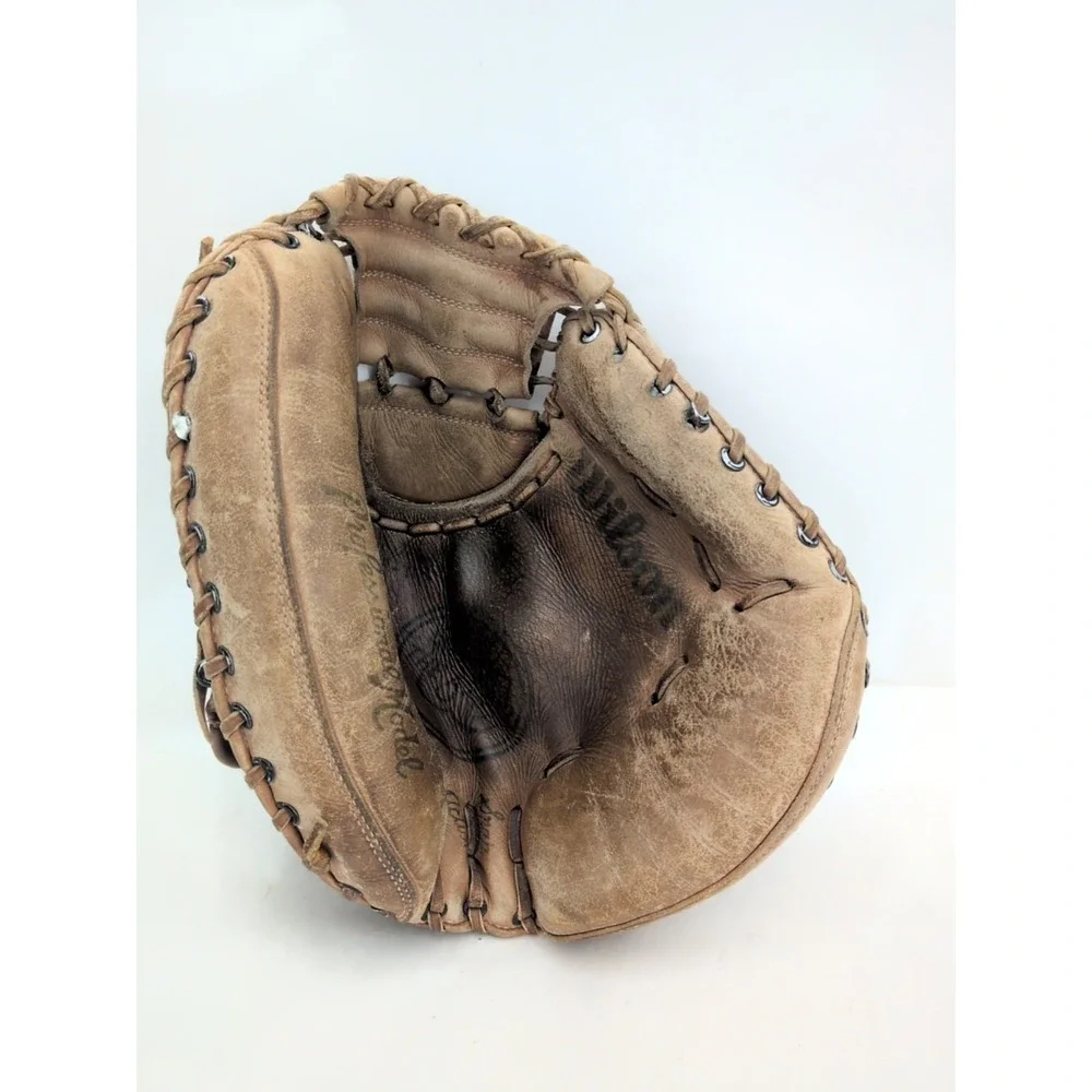 Used Wilson The A 2403 Catchers Mitt Pro Model For Righthand Throw